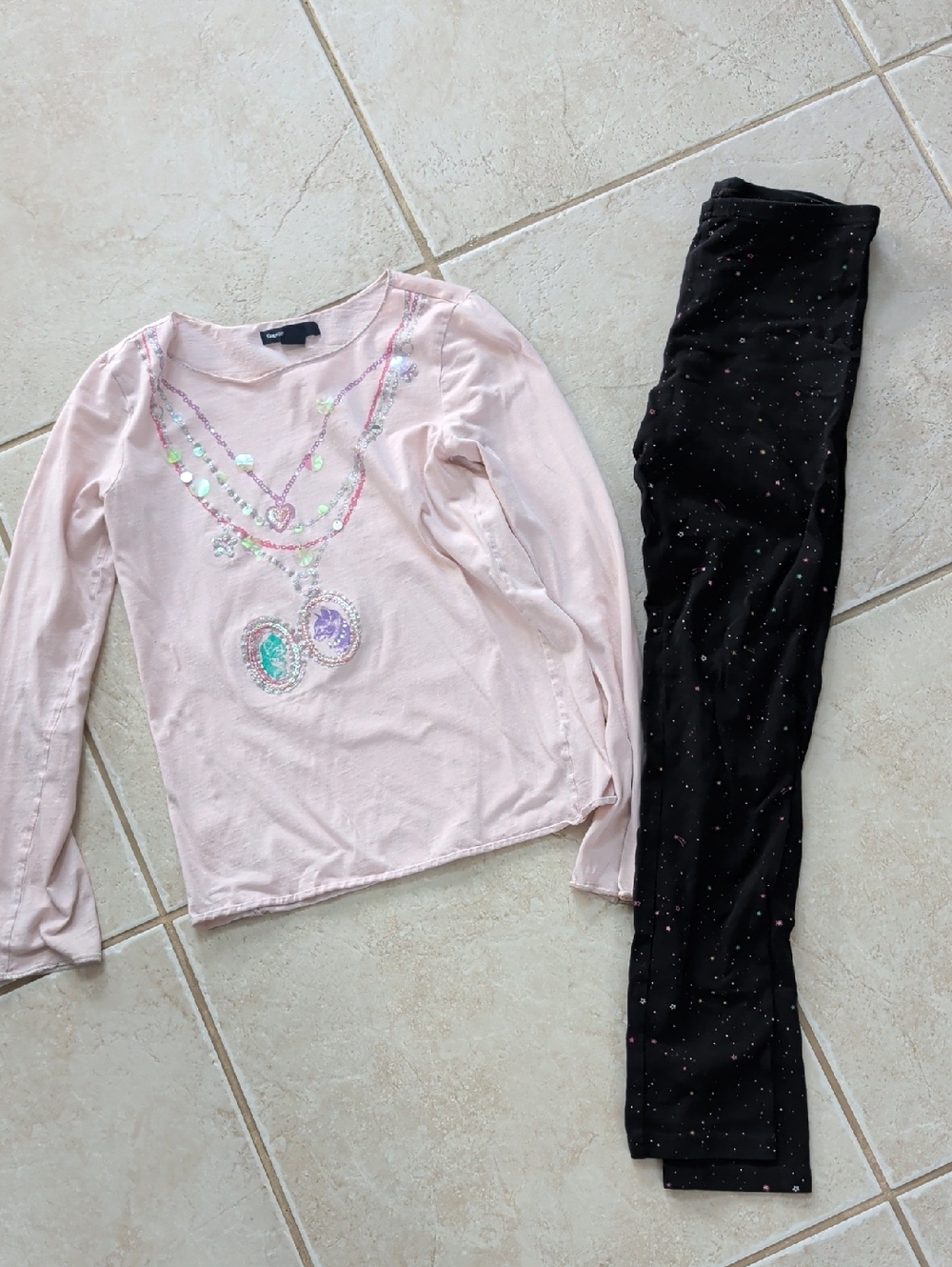 GAP Girl Size 10 Pink Long-Sleeve Sequin Necklace Graphic Top And Leggings Black